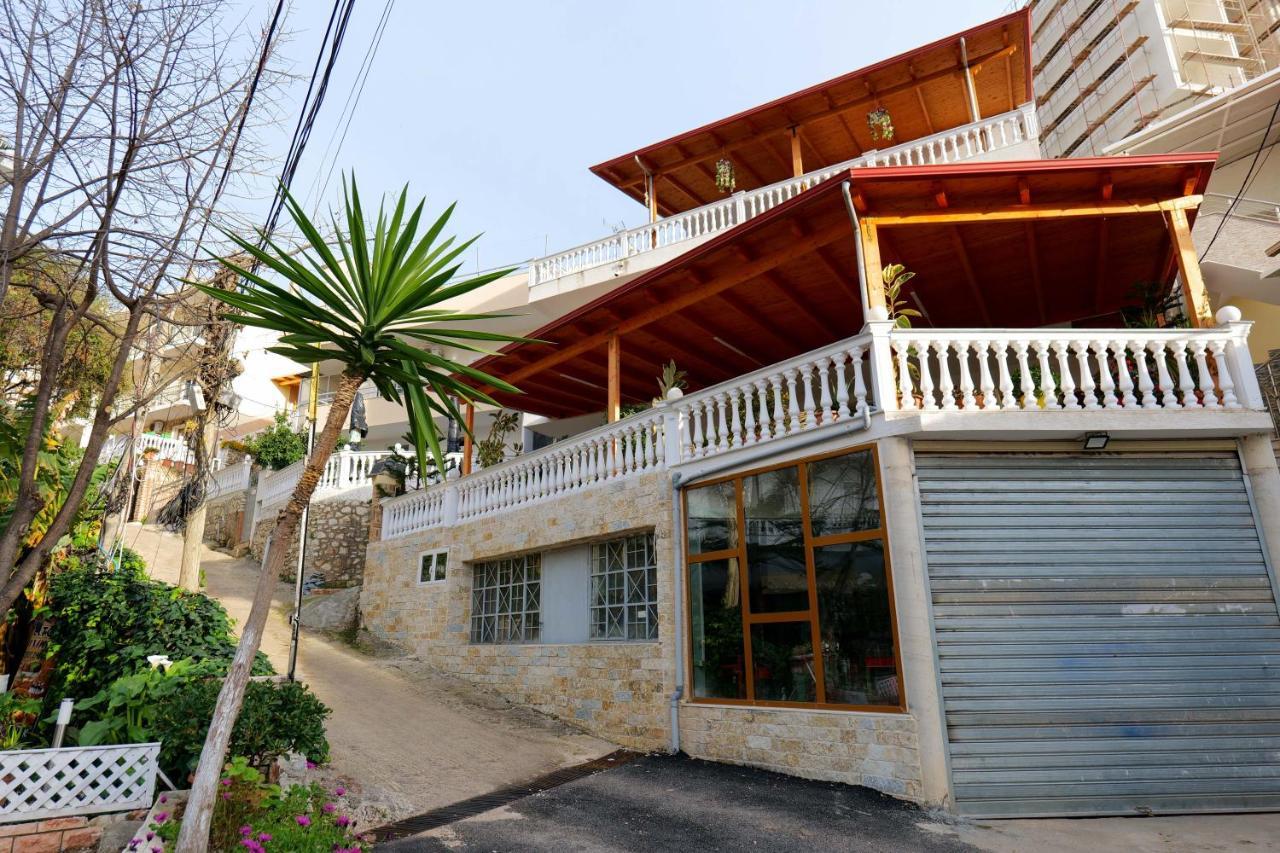 Vila Jon'A Sarande Exterior photo