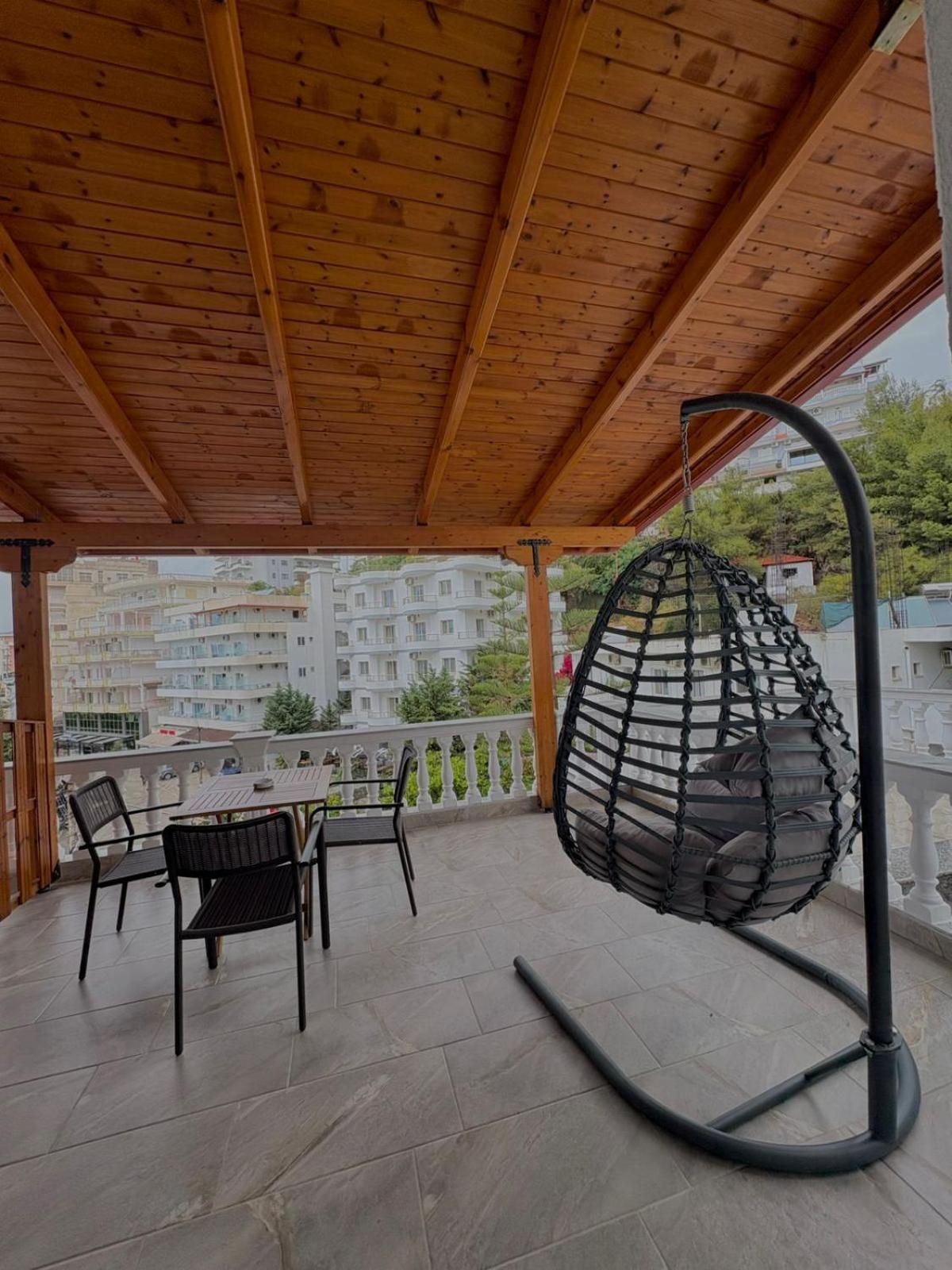 Vila Jon'A Sarande Exterior photo